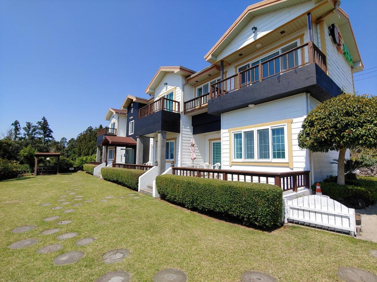 Gyulhouse Pension Seogwipo Exterior photo